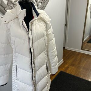 Women's White Puffer Jacket